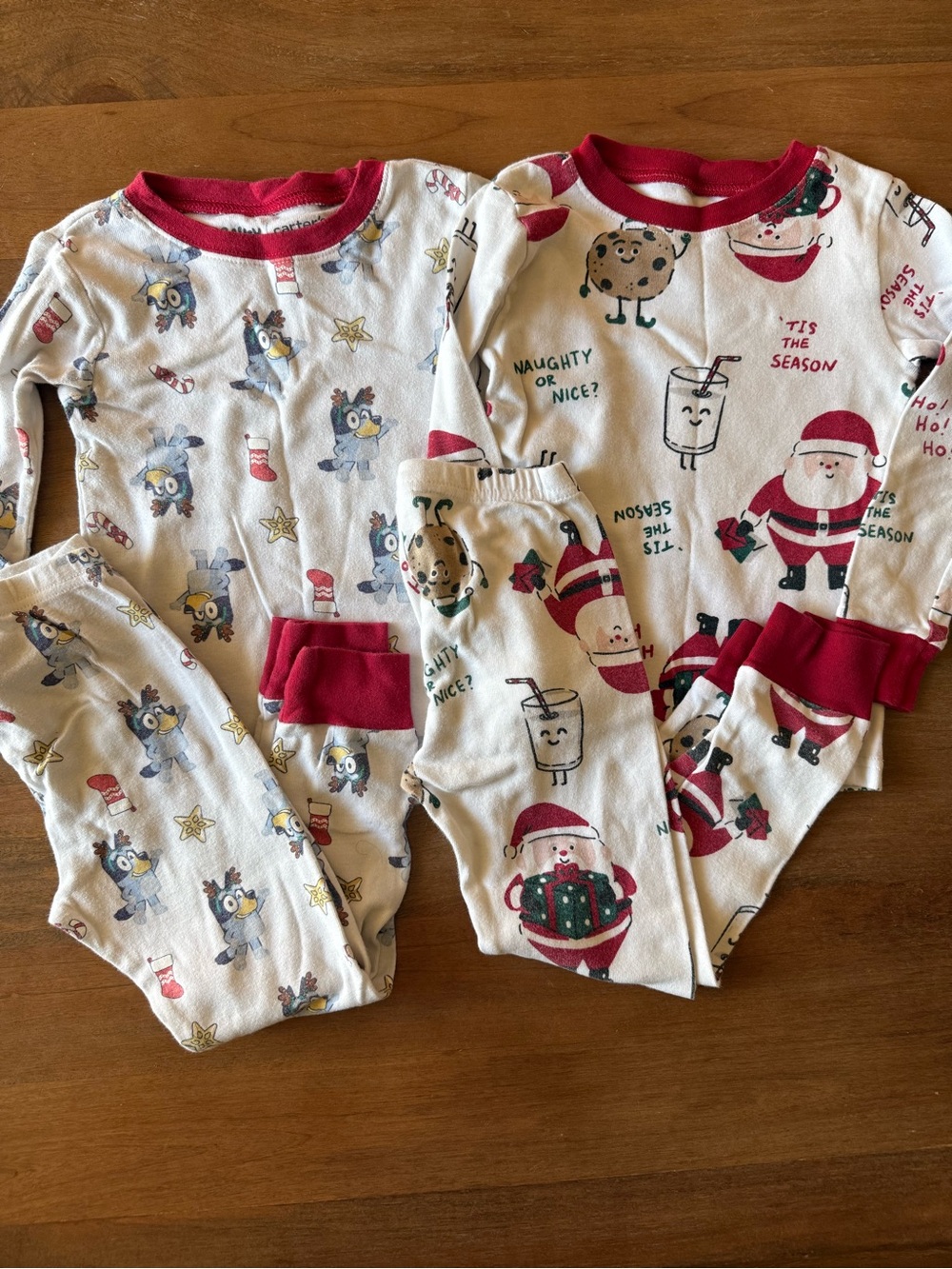 Christmas Holiday Pajama Sets with Santa and Bluey Prints 4T🎄